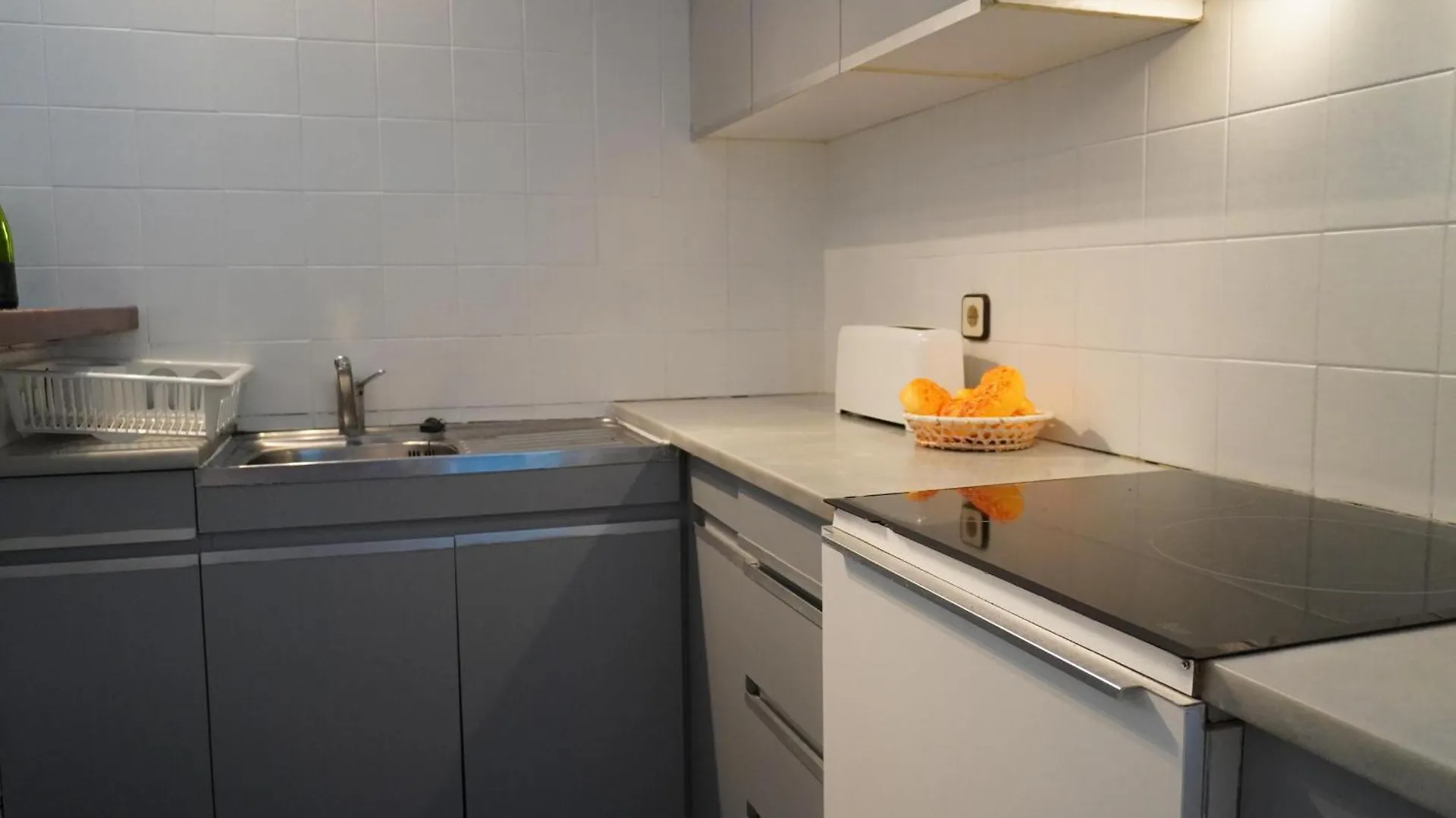 Apartamento En Planta Baja Con Terraza Y Piscina Cerca De La Playa De L'Estartit - Es-323-86 Torroella de Montgrí إسبانيا
